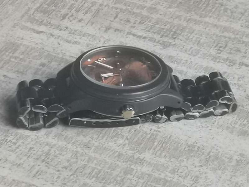 GUESS MENS WATCH IN EXCELLENT WORKING CONDITION