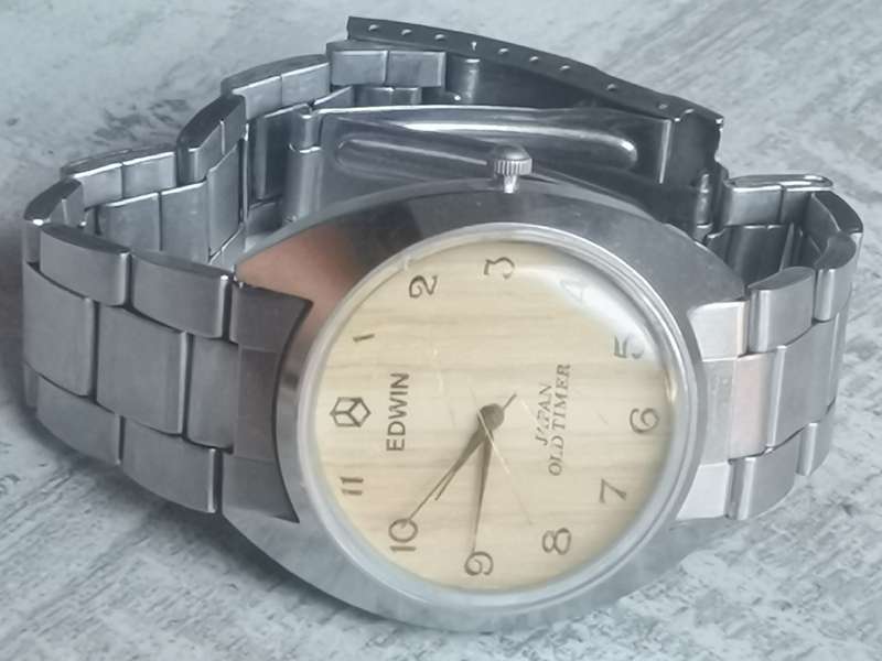 MENS VINTAGE EDWIN OLD TIMER WATCH IN WORKING CONDITION