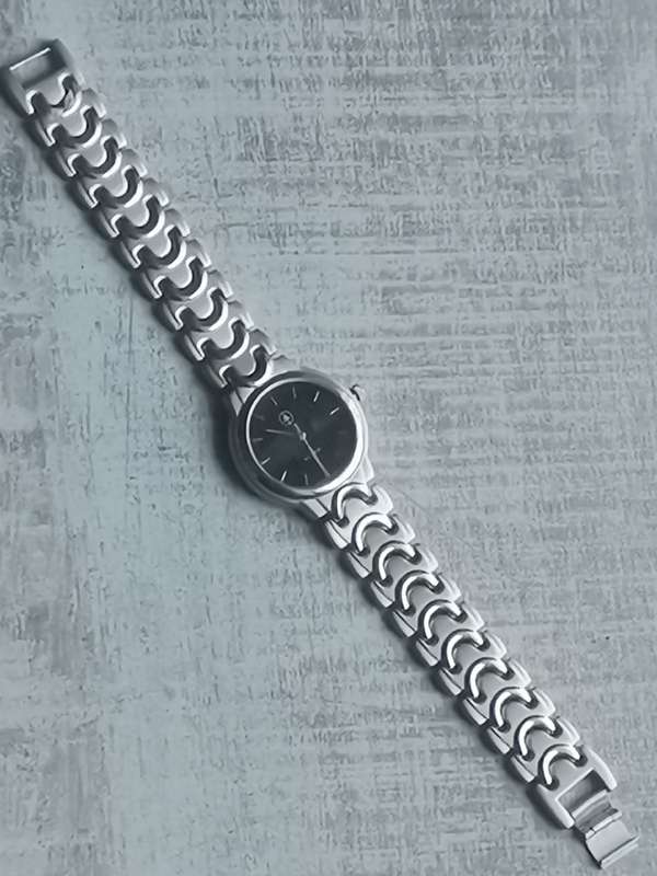 MENS DIGITIME STAINLESS STEEL WATCH IN EXCELLENT WORKING CONDITION