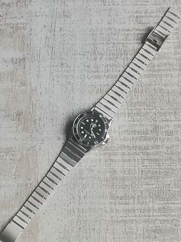 STUNNING LADIES TEC WATCH WITH ROTATING BEZEL IN EXCELLENT WORKING CONDITION