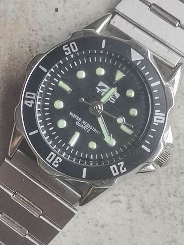 STUNNING LADIES TEC WATCH WITH ROTATING BEZEL IN EXCELLENT WORKING CONDITION