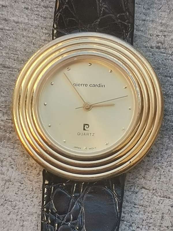 STUNNING LADIES GOLD PIERRE CARDIN WATCH IN EXCELLENT WORKING CONDITION