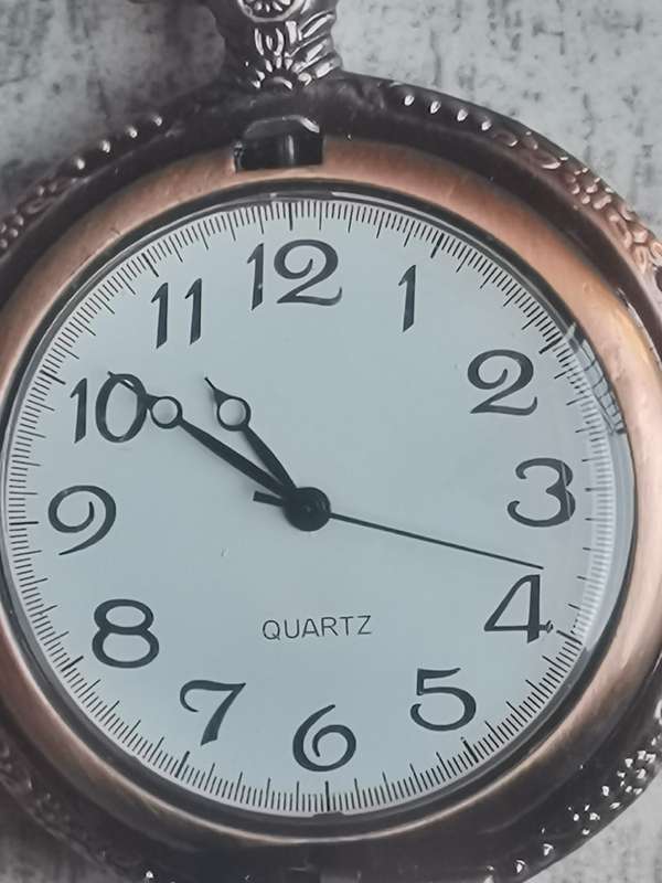 MENS POCKET WATCH IN EXCELLENT WORKING CONDITION