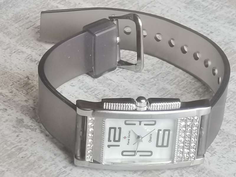 RENÉ GALLET LADIES WATCH IN EXCELLENT WORKING CONDITION