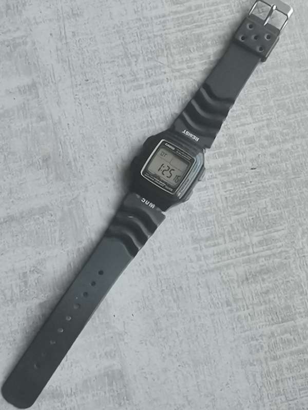 MENS CASIO F-201WA WATCH IN EXCELLENT WORKING CONDITION