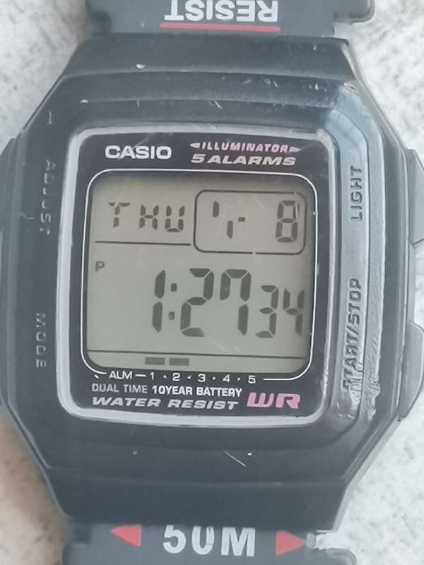 MENS CASIO F-201WA WATCH IN EXCELLENT WORKING CONDITION