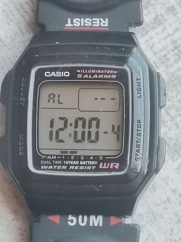 MENS CASIO F-201WA WATCH IN EXCELLENT WORKING CONDITION