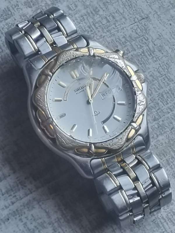 MENS VIINTAGE 1995 SEIKO KINETIC INDICATOR WATCH _READ DESCRIPTION