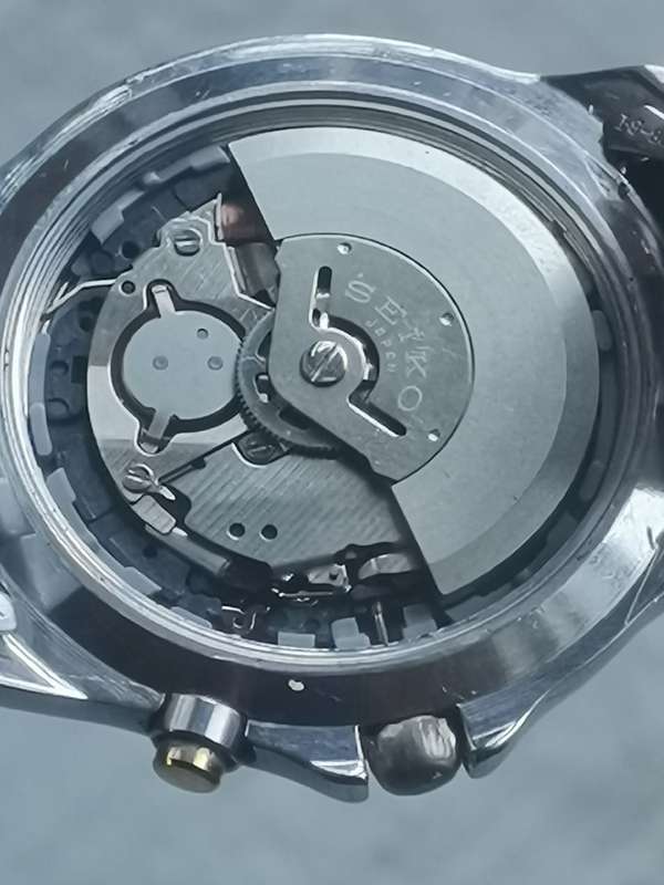 MENS VIINTAGE 1995 SEIKO KINETIC INDICATOR WATCH _READ DESCRIPTION