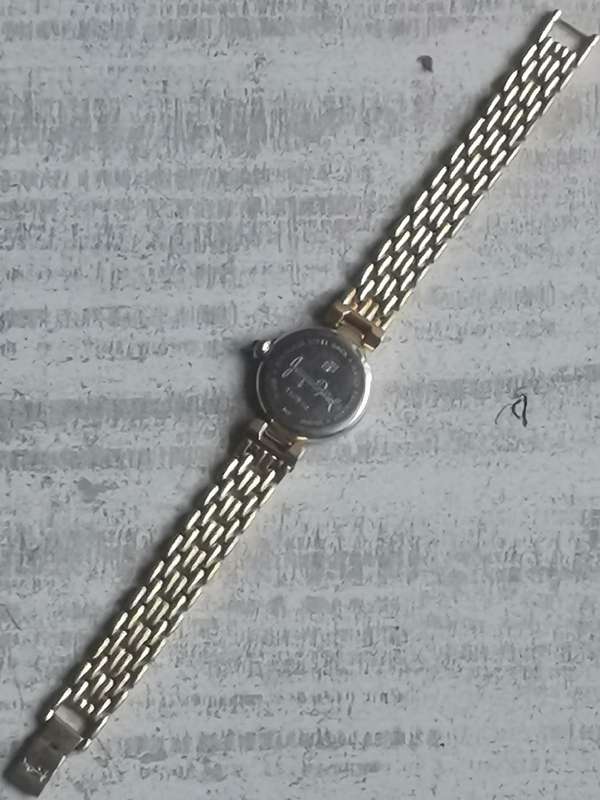 JACQUES FAREL LADIES GOLD PLATED WATCH IN EXCELLENT WORKING CONDITION