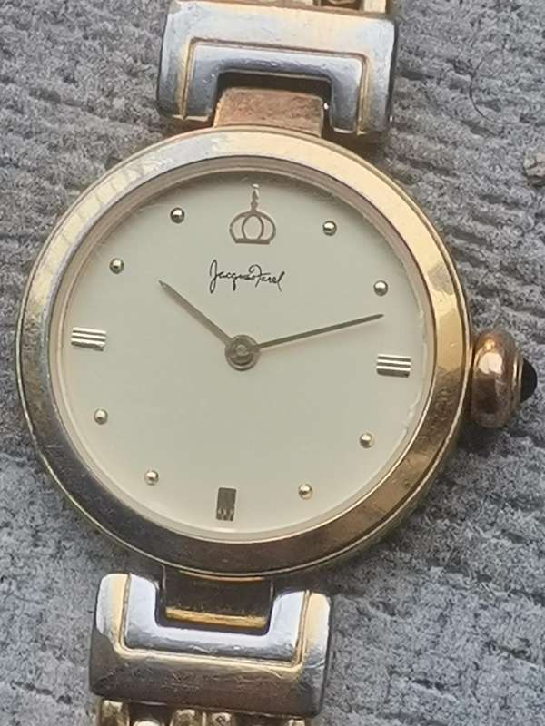 JACQUES FAREL LADIES GOLD PLATED WATCH IN EXCELLENT WORKING CONDITION