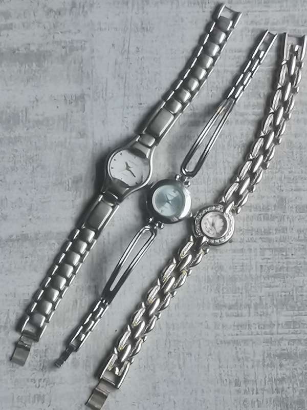 LADIES WATCH COLLECTION ALL IN EXCELLENT WORKING CONDITION - BIDDING FOR ALL 3 WATCHES