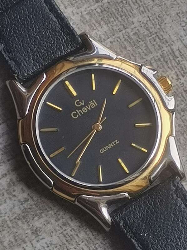 MENS CHEVAL 2 TONE WATCH IN EXCELLENT WORKING CONDITION