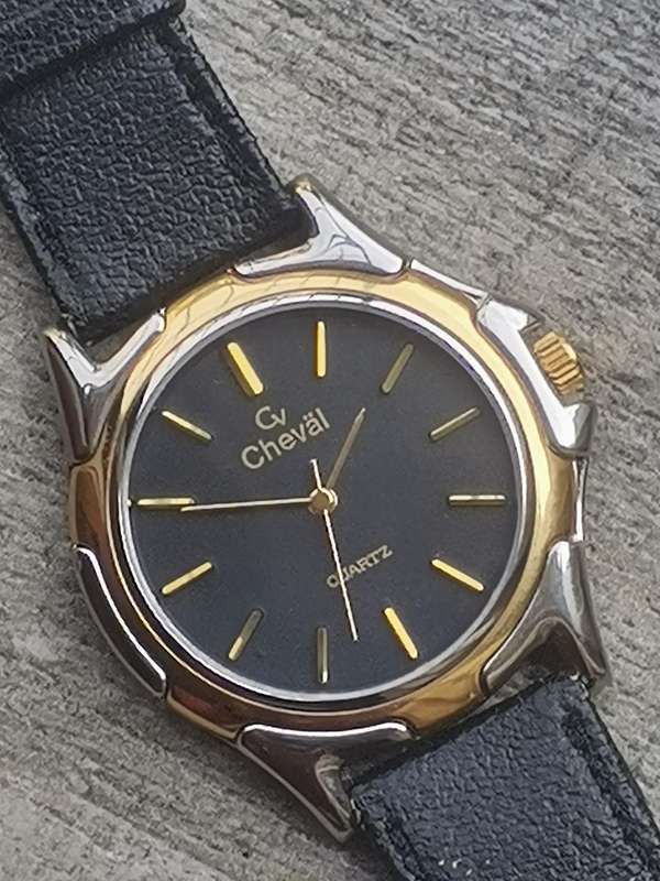 MENS CHEVAL 2 TONE WATCH IN EXCELLENT WORKING CONDITION