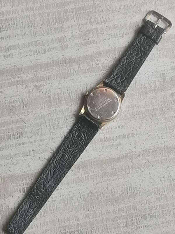 MENS TEMPO WATCH IN EXCELLENT WORKING CONDITION