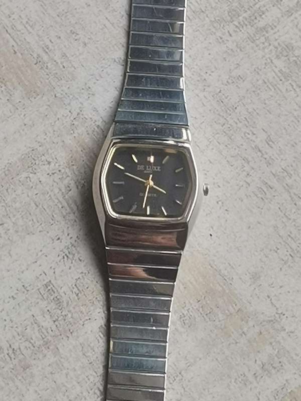 LADIES DE LUXE WATCH IN EXCELLENT WORKING CONDITION