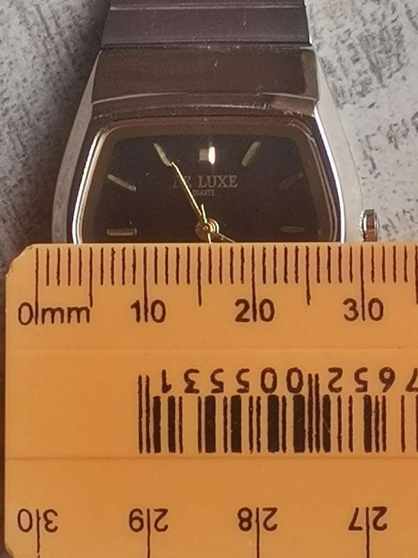 LADIES DE LUXE WATCH IN EXCELLENT WORKING CONDITION