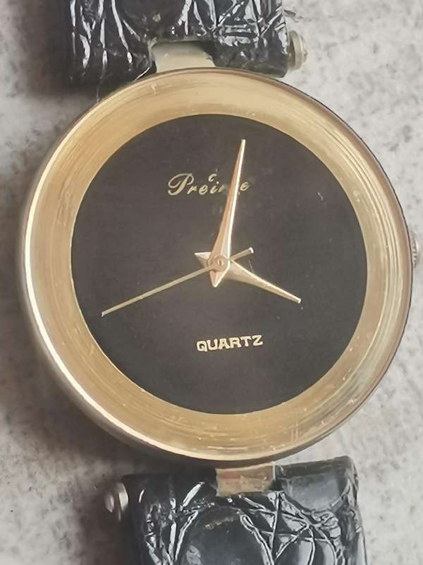 LADIES PREIRRE WATCH IN EXCELLENT WORKING CONDITION