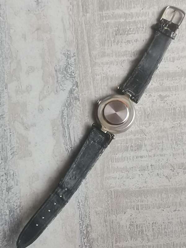 LADIES PREIRRE WATCH IN EXCELLENT WORKING CONDITION