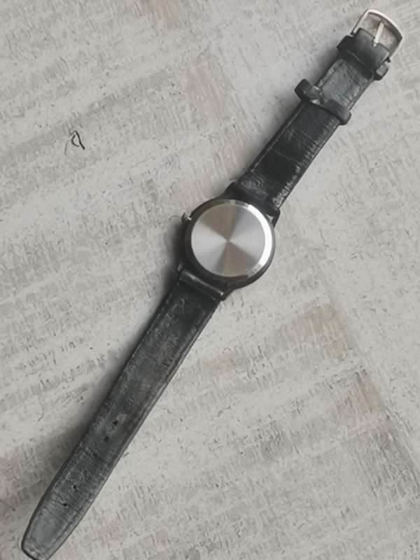 LADIES SUIZO WATCH IN EXCELLENT WORKING CONDITION