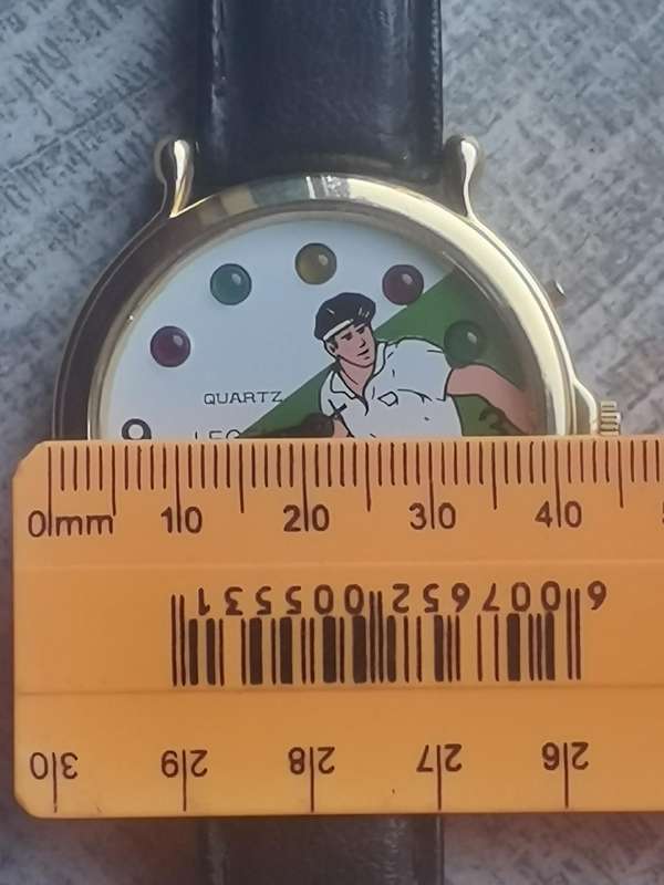 VINTAGE MENS LEGEND TENNIS WATCH WITH ROTATING COLOURFUL LIGHTS IN EXCELLENT WORKING CONDITION