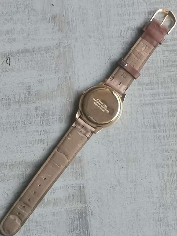 REYMAND JEWELS LADIES WATCH IN EXCELLENT WORKING CONDITION