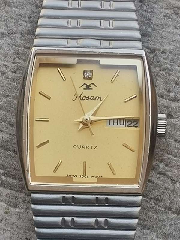 LADIES HOSAM STAINLESS STEEL WATCH WITH DAY/DATE FUNCTION IN EXCELLENT WORKING CONDITION