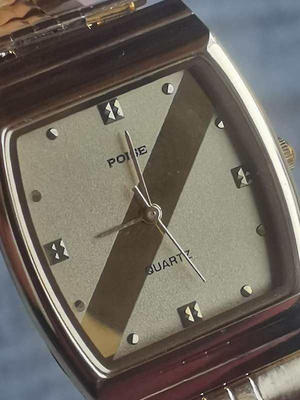MENS VINTAGE POISE GOLD WATCH IN EXCELLENT WORKING CONDITION - NEW OLD STOCK