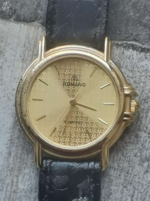 MENS ROMANO WATCH IN EXCELLENT WORKING CONDITION