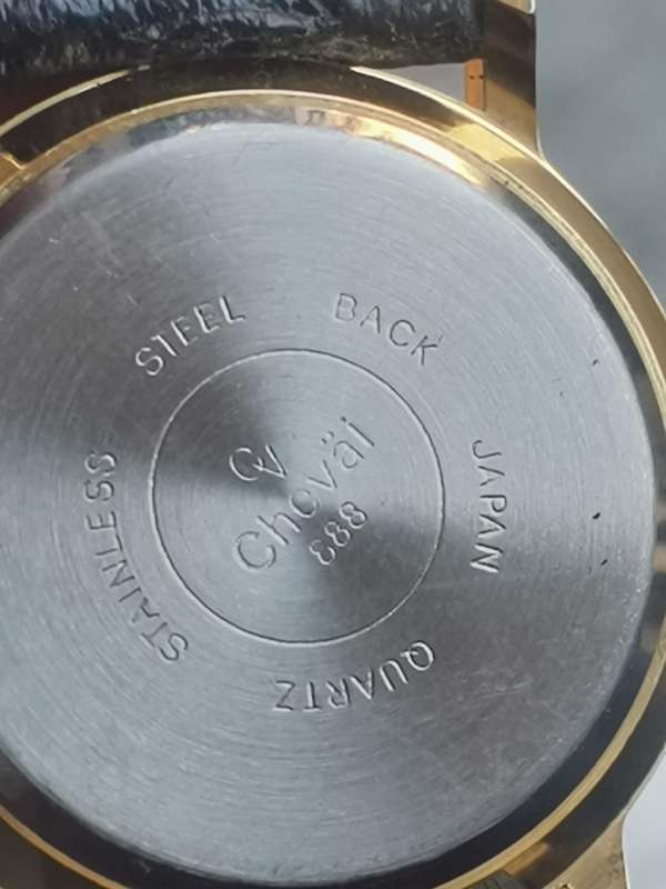 MENS CHEVAL GOLD WATCH IN EXCELLENT WORKING CONDITION