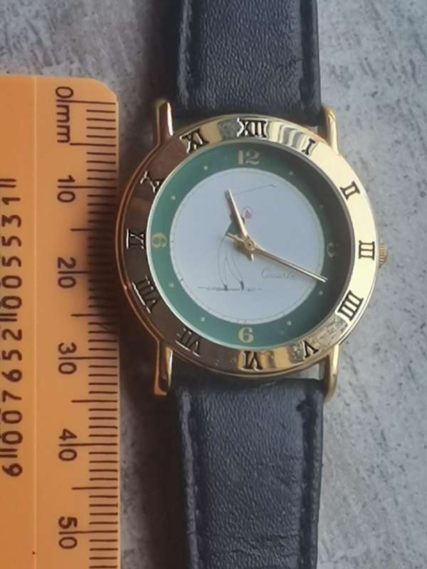 MENS CHEVAL GOLD WATCH IN EXCELLENT WORKING CONDITION