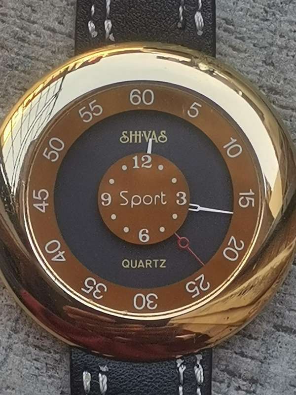 STUNNING LADIES SHIVAS SPORTS WATCH IN EXCELLENT WORKING CONDITION