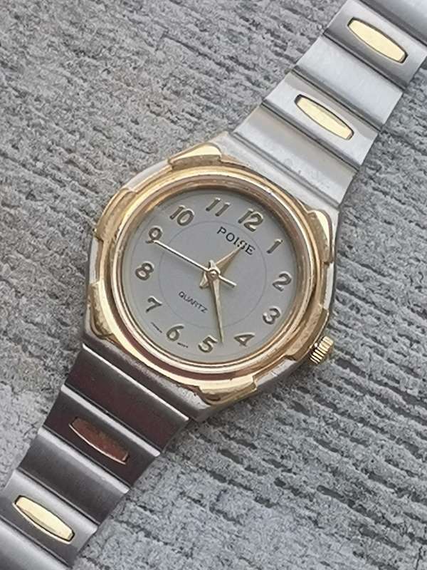 LADIES POISE TWO TONE WATCH IN EXCELLENT WORKING CONDITION