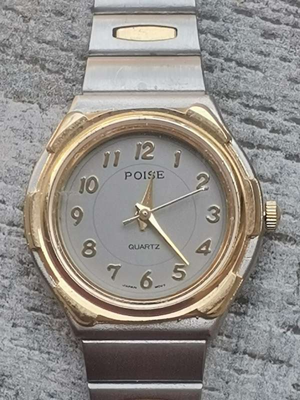 LADIES POISE TWO TONE WATCH IN EXCELLENT WORKING CONDITION