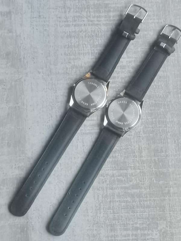 MENS SET OF SUN WATCHES 1 SILVER AND 1 GOLD BOTH IN EXCELLENT WORKING CONDITION - BIDDING FOR BOTH