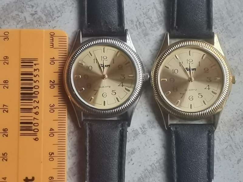 MENS SET OF SUN WATCHES 1 SILVER AND 1 GOLD BOTH IN EXCELLENT WORKING CONDITION - BIDDING FOR BOTH