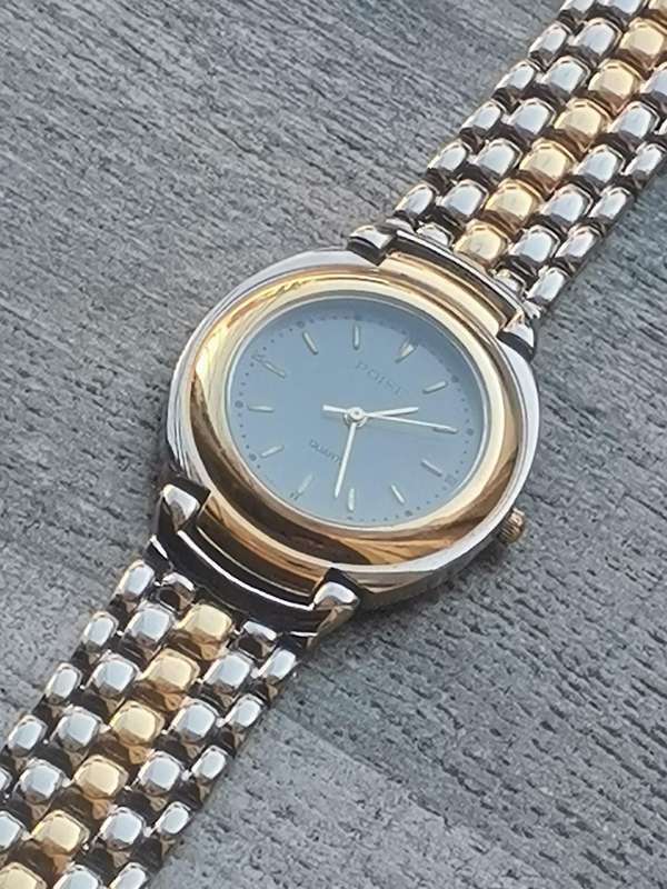VINTAGE MENS POISE 2 TONE WATCH IN EXCELLENT WORKING CONDITION - NEW OLD STOCK