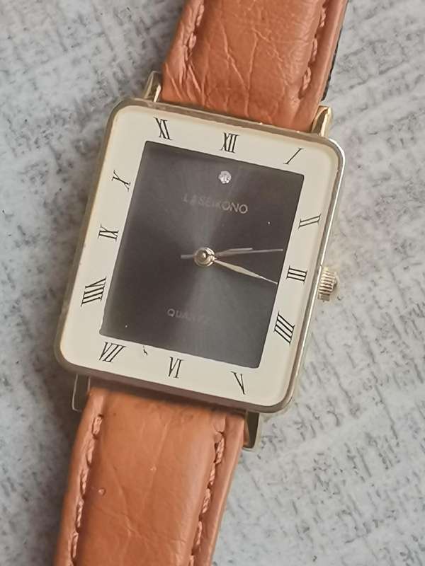 MENS VINTAGE LASEIKONO WATCH IN EXCELLENT WORKING CONDITION