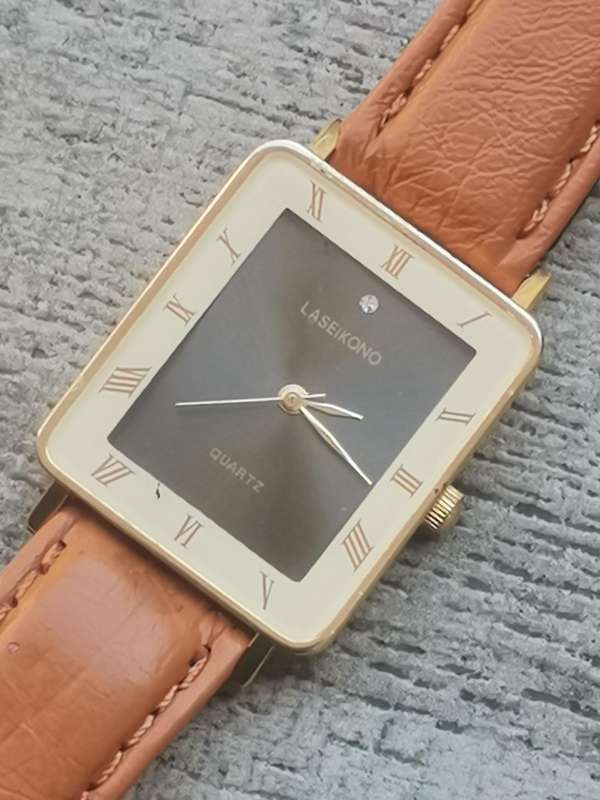 MENS VINTAGE LASEIKONO WATCH IN EXCELLENT WORKING CONDITION