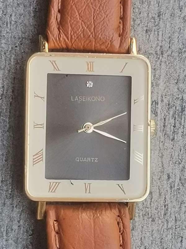 MENS VINTAGE LASEIKONO WATCH IN EXCELLENT WORKING CONDITION