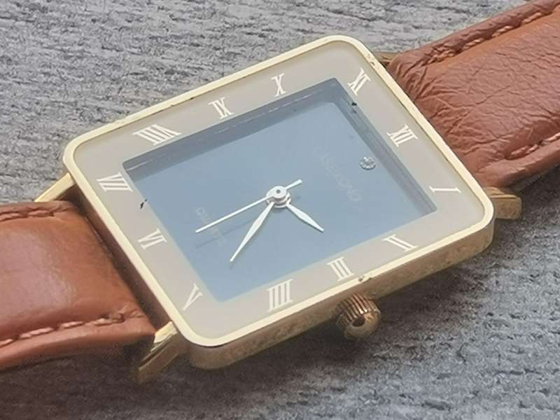 MENS VINTAGE LASEIKONO WATCH IN EXCELLENT WORKING CONDITION