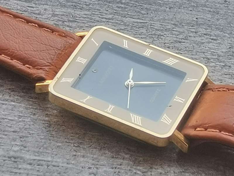 MENS VINTAGE LASEIKONO WATCH IN EXCELLENT WORKING CONDITION