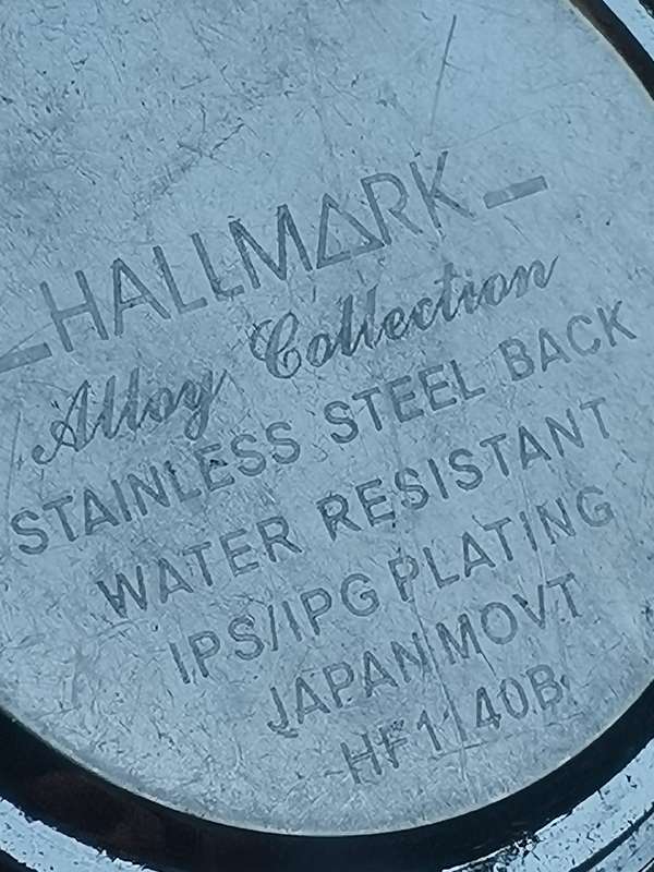 Men's Hallmark watch with rotating bezel