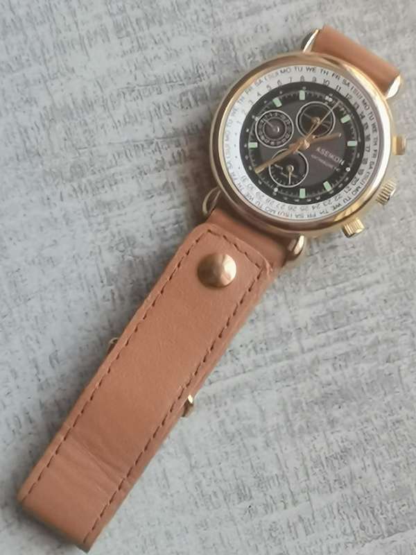 Men's Vintage Aseikon Antimagnetic Manual Winding Watch