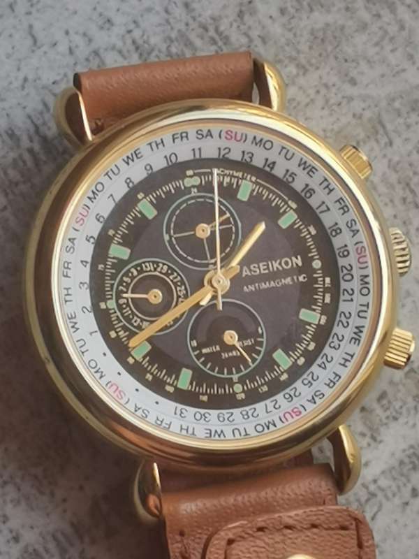 Men's Vintage Aseikon Antimagnetic Manual Winding Watch