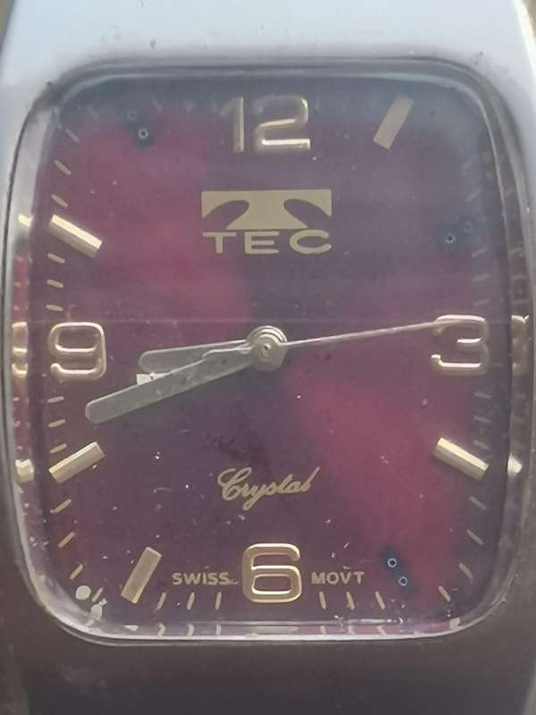 MENS TEC STAINLESS STEEL 2 TONE WATCH IN EXCELLENT WORKING CONDITION