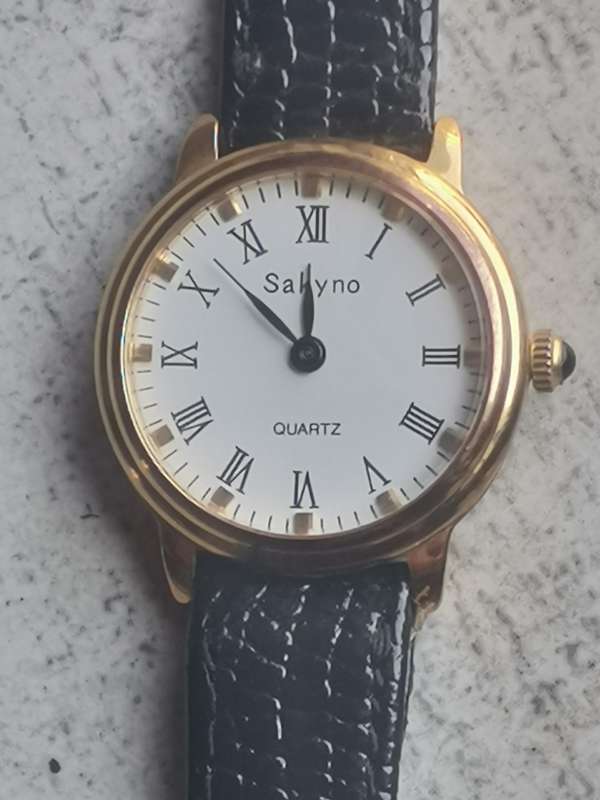 LADIES SAKYNO GOLD PLATED WATCH IN EXCELLENT WORKING CONDITION