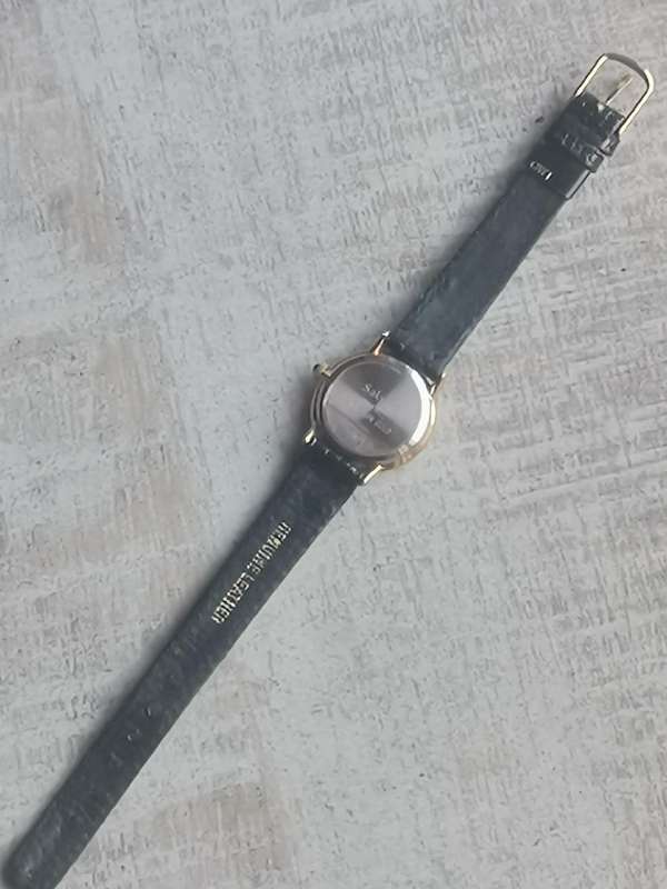 LADIES SAKYNO GOLD PLATED WATCH IN EXCELLENT WORKING CONDITION