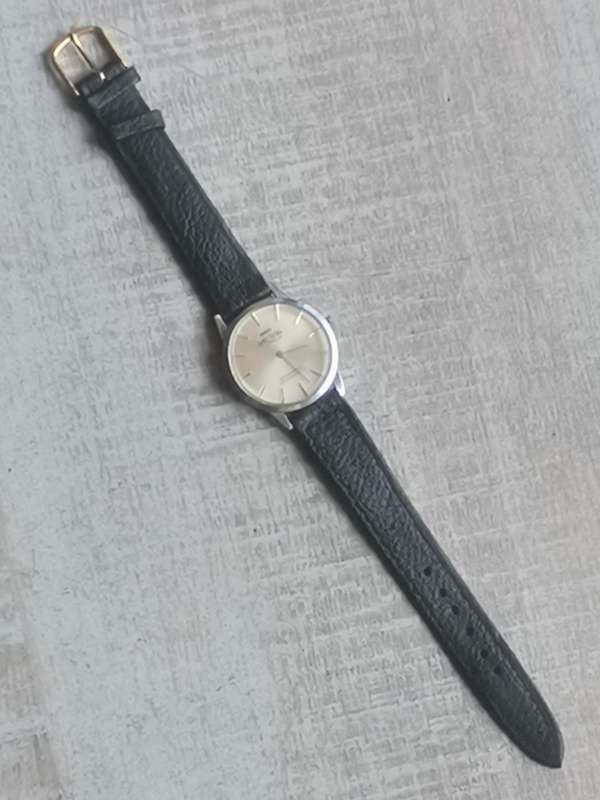MENS VINTAGE NELSON 17 JEWELS WATCH IN GOOD WORKING CONDITION