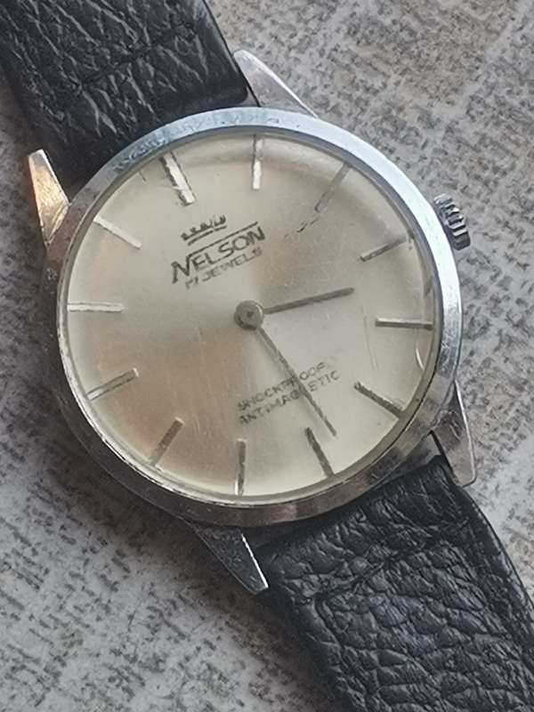 MENS VINTAGE NELSON 17 JEWELS WATCH IN GOOD WORKING CONDITION